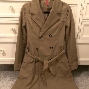Divided trench coat